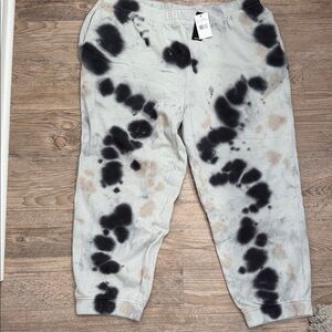 AFRM Women’s  Tie-Dye Sweatpants - Black, tan and blue.